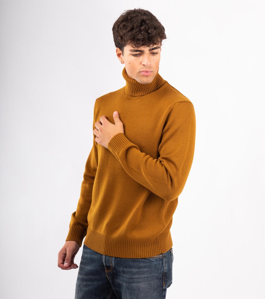 Maglione a collo alto in lana Mostarda 2561091 6062 ALTEA 