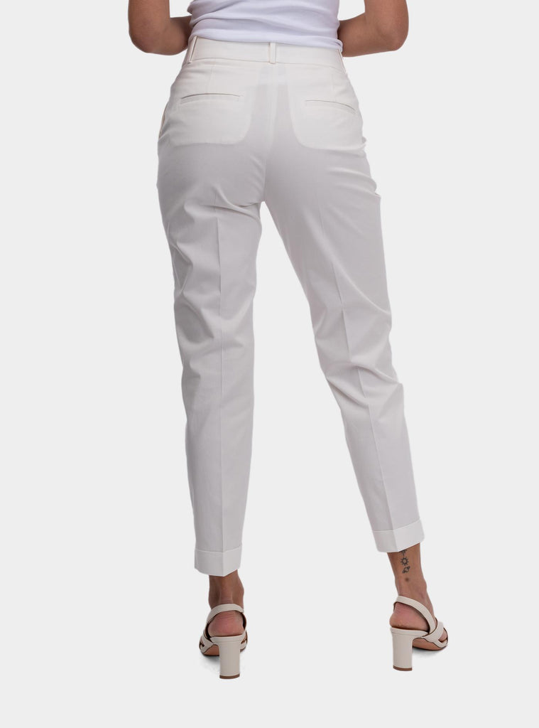 Pantalone donna slim in gabardina di cotone pettinato bianco P04629U 01037 002 PESERICO 