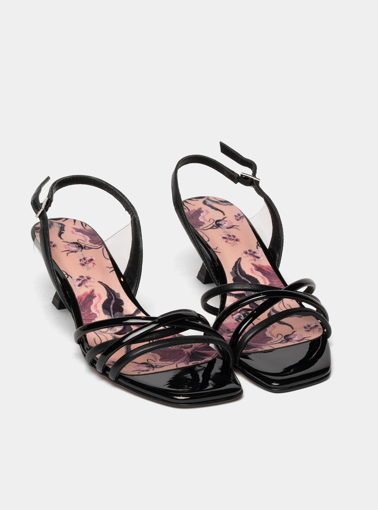 immagine-1-apepazza-scarpe-nero-scarpe-donna-s3chic04lea-camomilla-nero