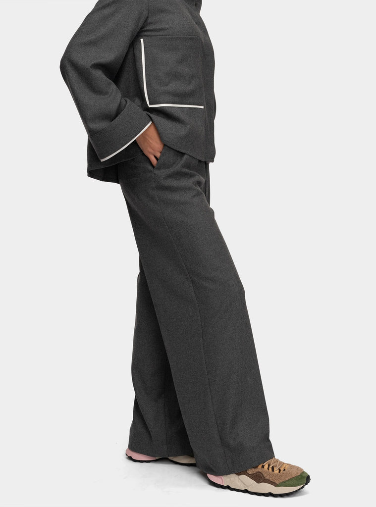 immagine-2-hanami-dor-pantalone-palazzo-con-riporti-a-contrasto-grigio-pantalone-donna-river-124grigio