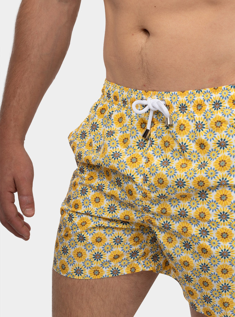 immagine-4-arcuri-costume-fantasia-giallo-bianco-costume-uomo-cste23018-4