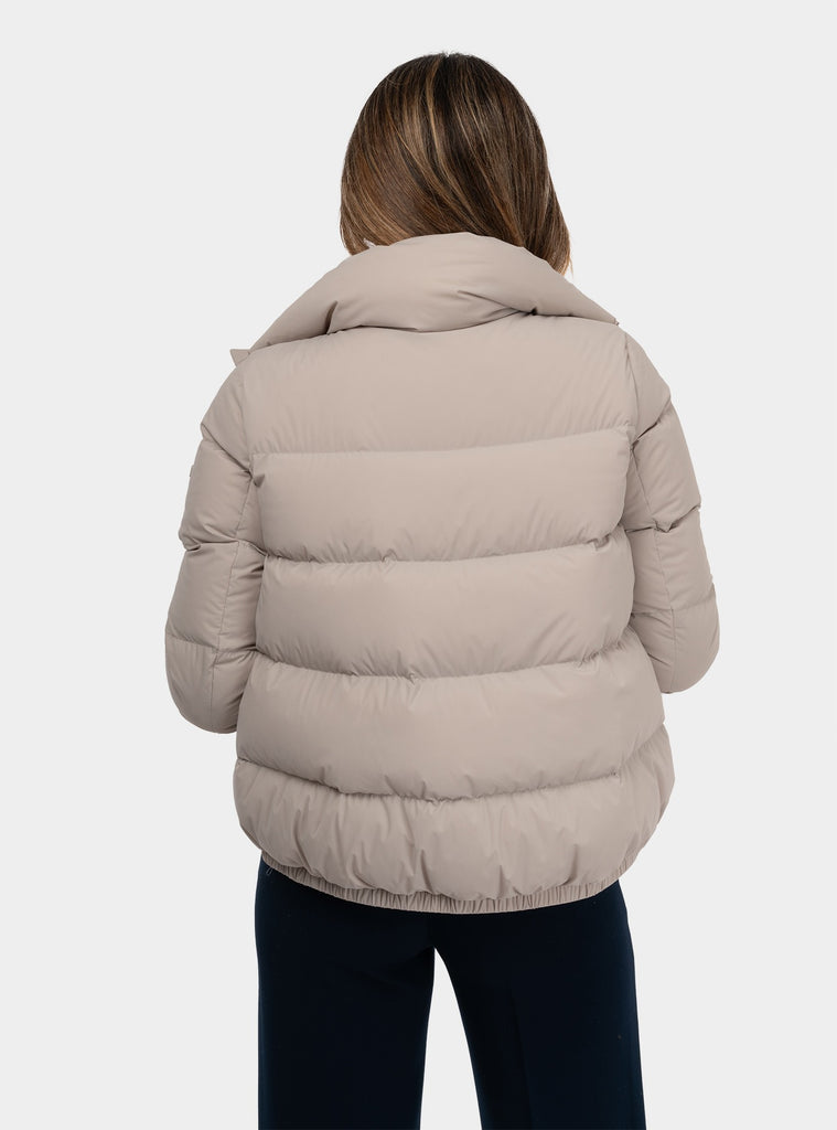 immagine-4-duno-piumino-corto-oversize-beige-cappotto-nerealicosa-22beige