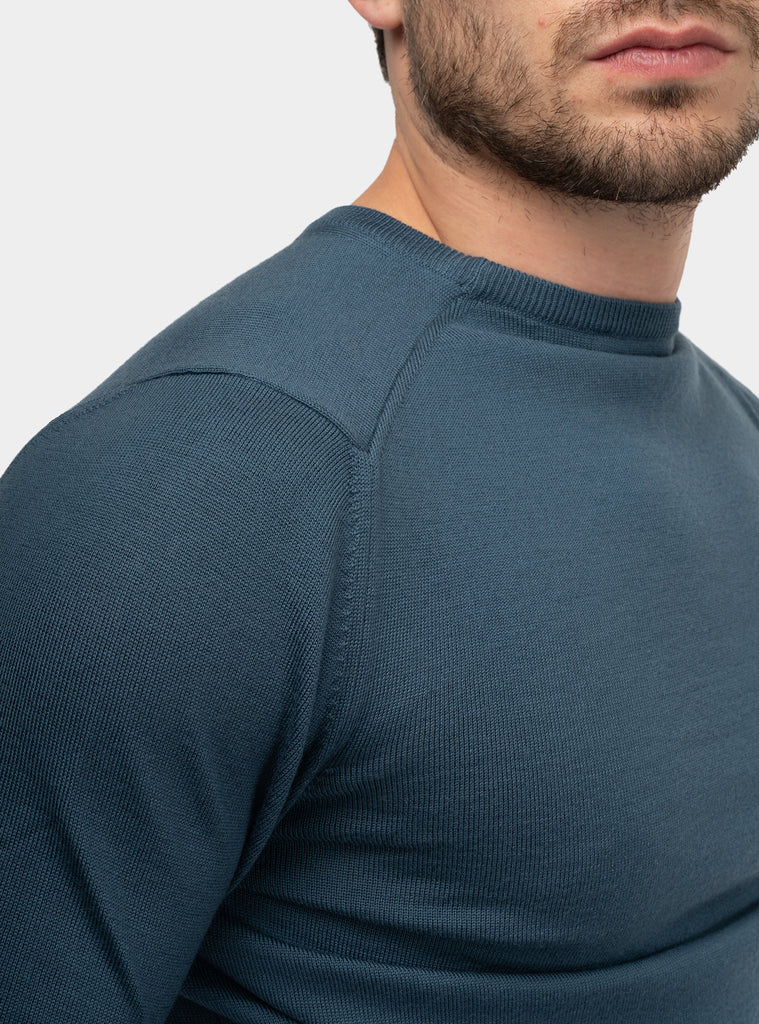 immagine-5-gran-sasso-girocollo-in-lana-merinos-ceruleo-maglia-uomo-5516714290-587ceruleo