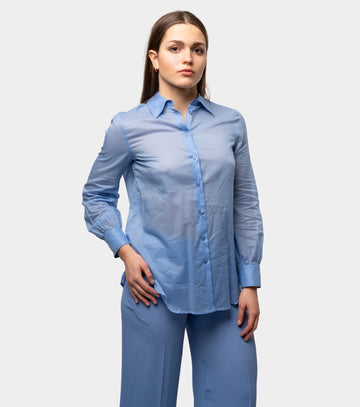 immagine-1-hanami-camicia-modello-uomo-azzurro-camicia-donna-poe178-1240