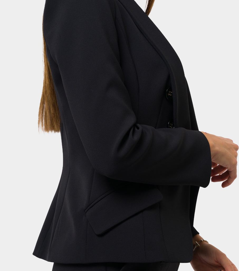 immagine-5-elisabetta-franchi-giacca-doppiopetto-in-crepe-nero-giacca-donna-gi07241e2-110